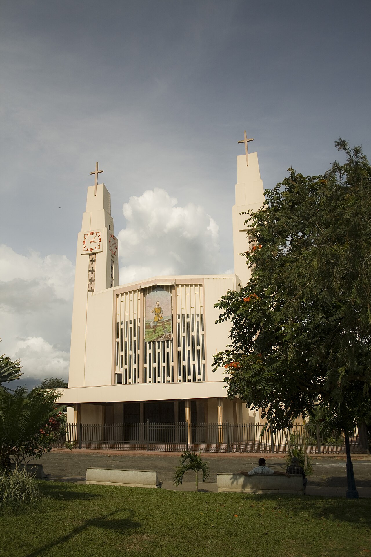 The church at the heart of San Isidro, Costa Rica